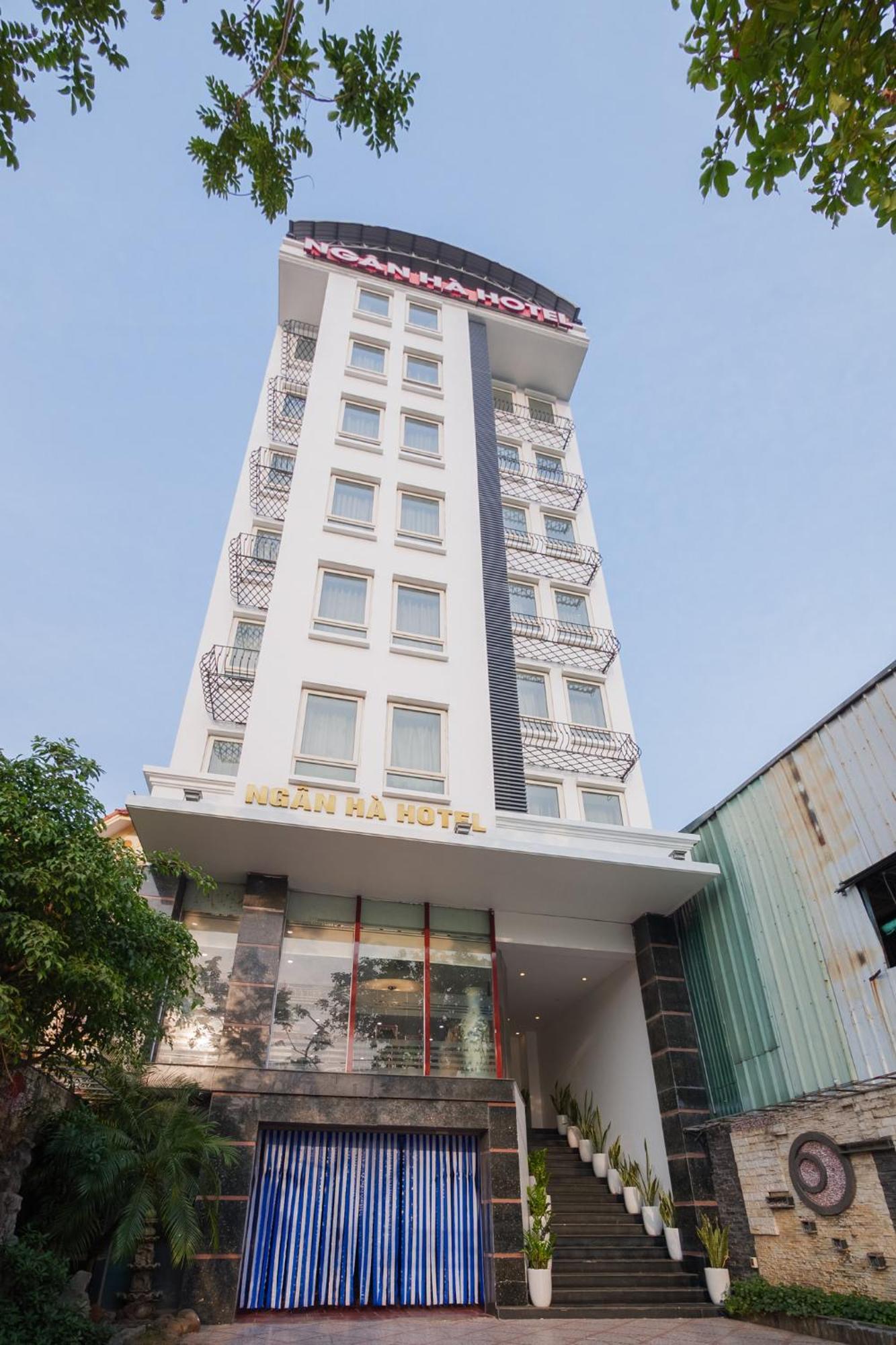 Ngan Ha Hotel Long Bien Hanoi Exterior photo